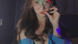Video Viral Abg 2025 Indonesia Live dengan Gadis Kacamata Terbaru Indo Global Trending Top New