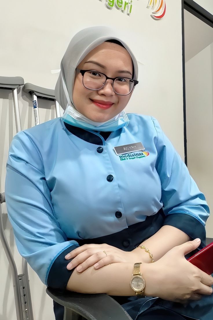 Indo Viral Video Hijaber cute karyawan bank berbaju biru hijab segiempat