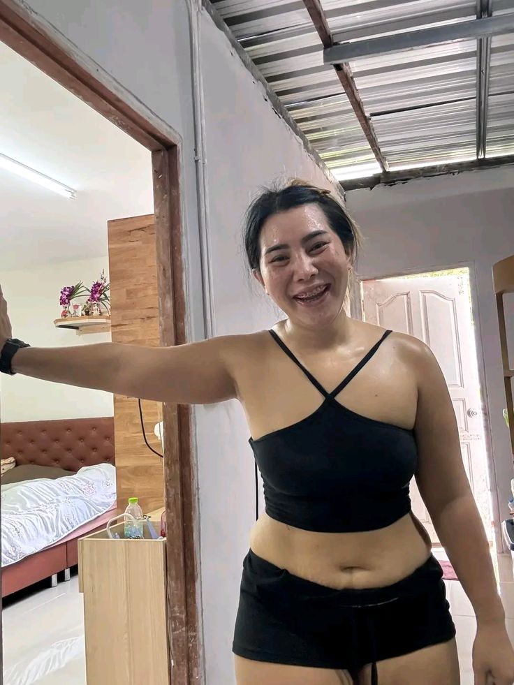 Review ABG Indo Viral Menjelang Tahun Baru Tante Mira Di Sofa